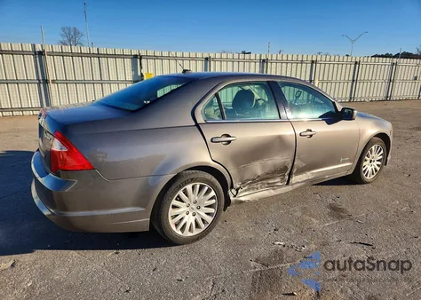 2011 Ford Fusion Hybrid z USA, uszkodzony, nr VIN 3FADP0L32BR333277